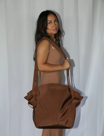 Lunessa Maxi Bag – Tüm Günün Tek Çantada